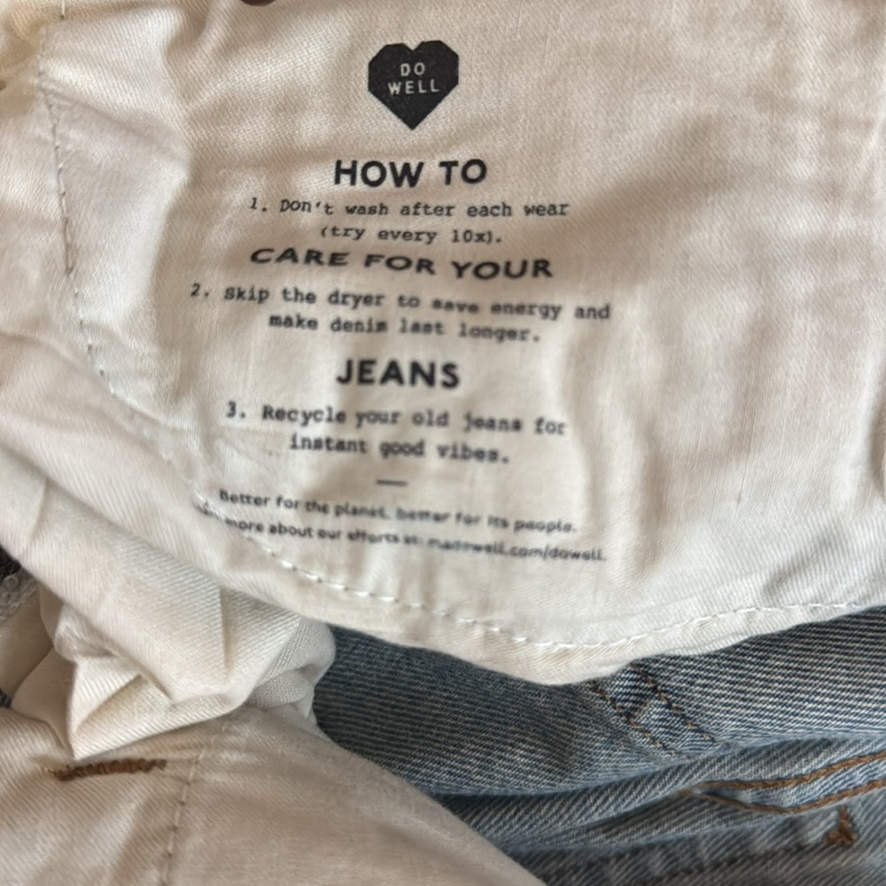 Madewell Blue Distressed Jean Shorts Relaxed Fit in Size 33 - Picture 4 of 10